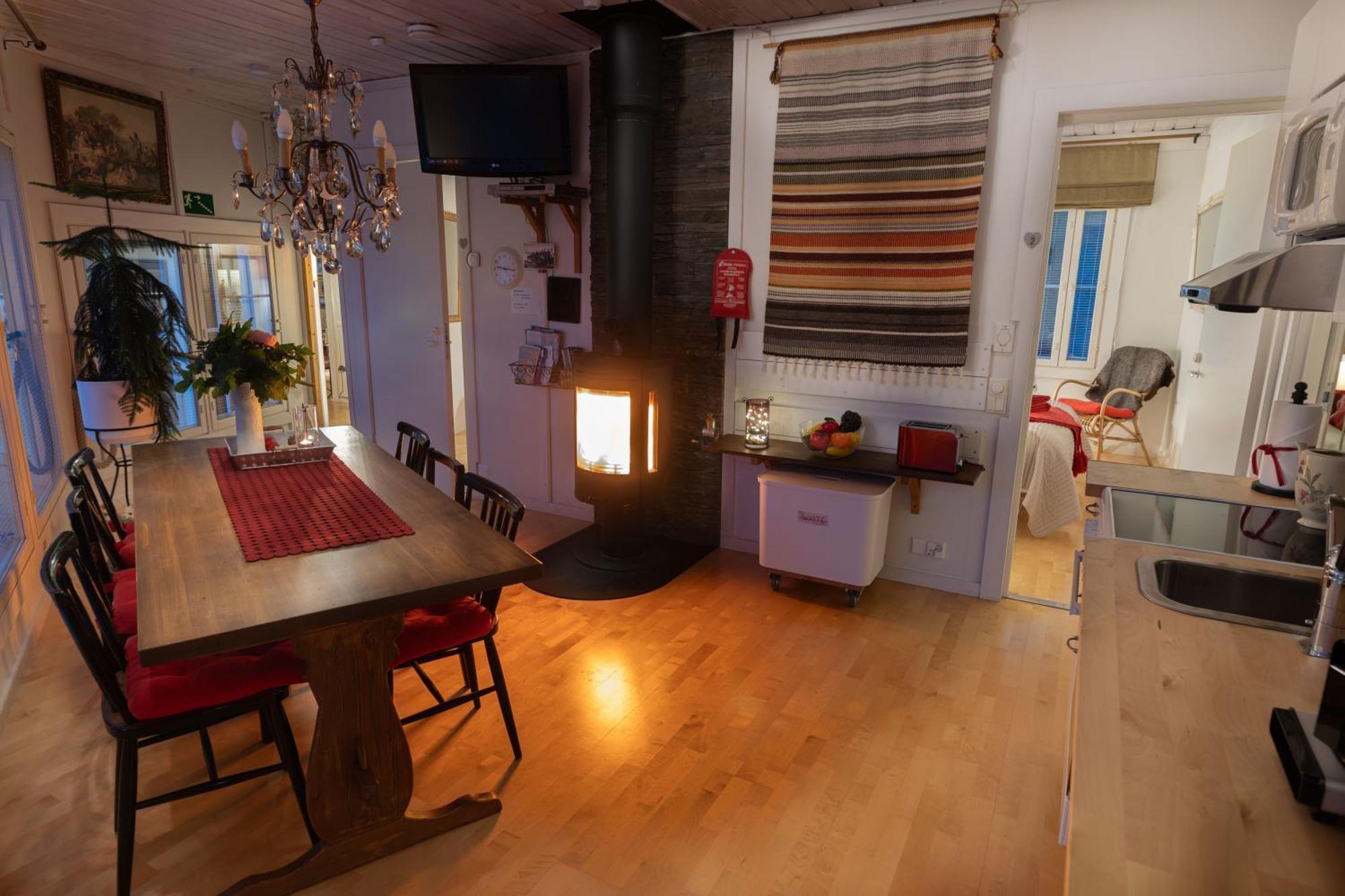 Aaria Bed And Breakfast Rovaniemi Zewnętrze zdjęcie